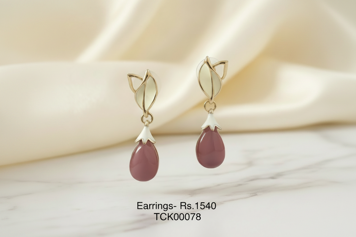 ER 78 Rosebud Leaf Danglers