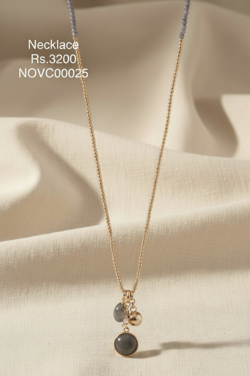 SN 25 Whispering Storm Necklace