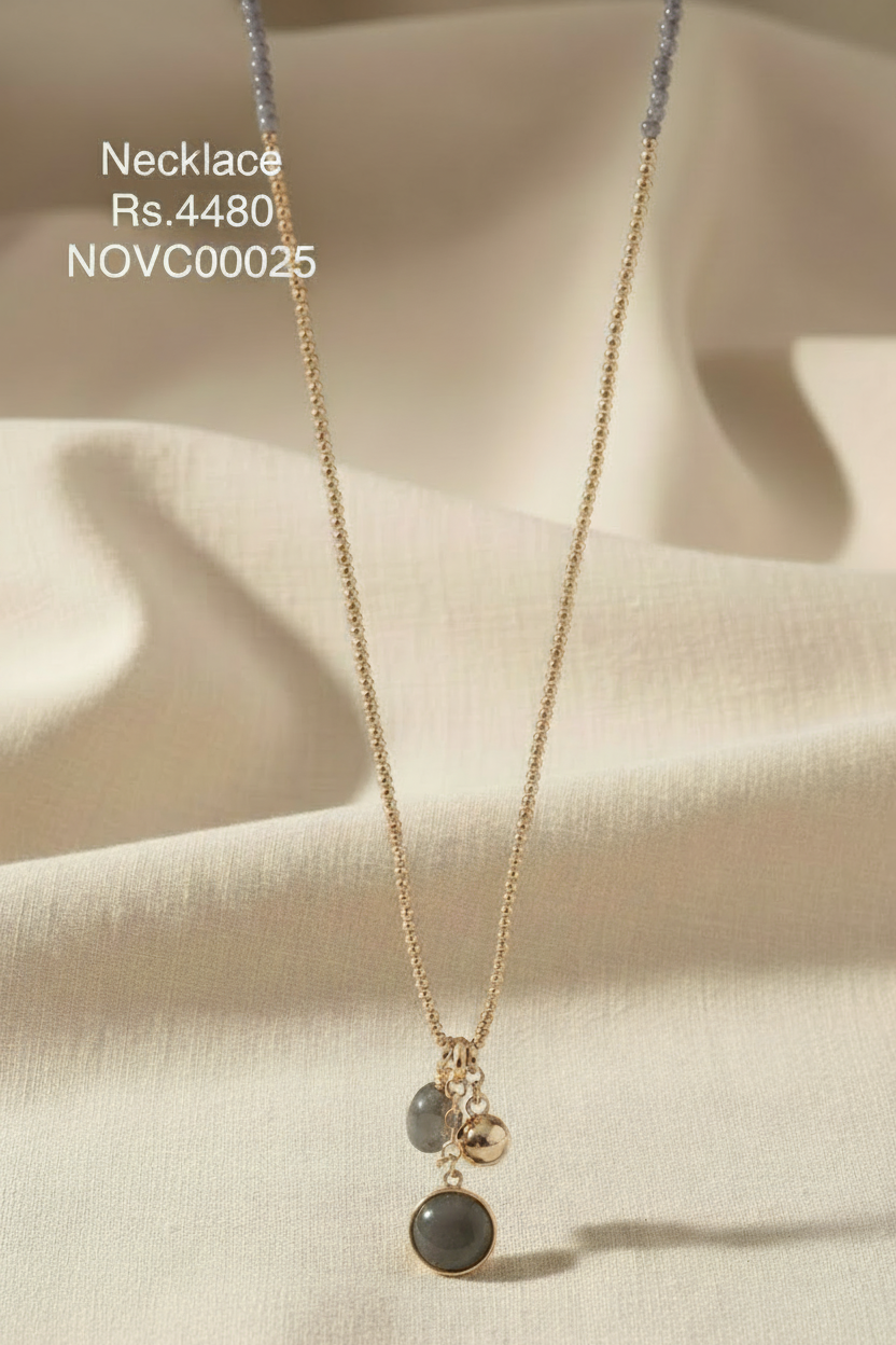 SN 25 Whispering Storm Necklace