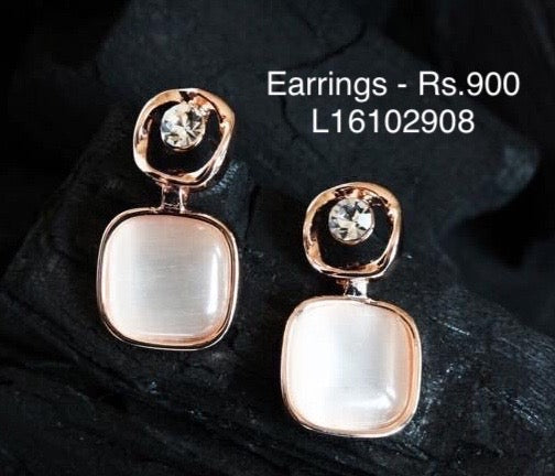 ER 5 Moonlit Elegance Earrings