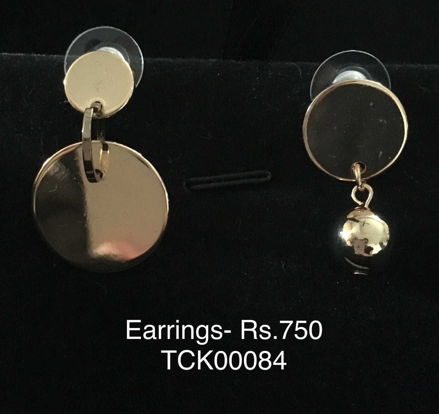 ER 84 Golden Halo Earrings