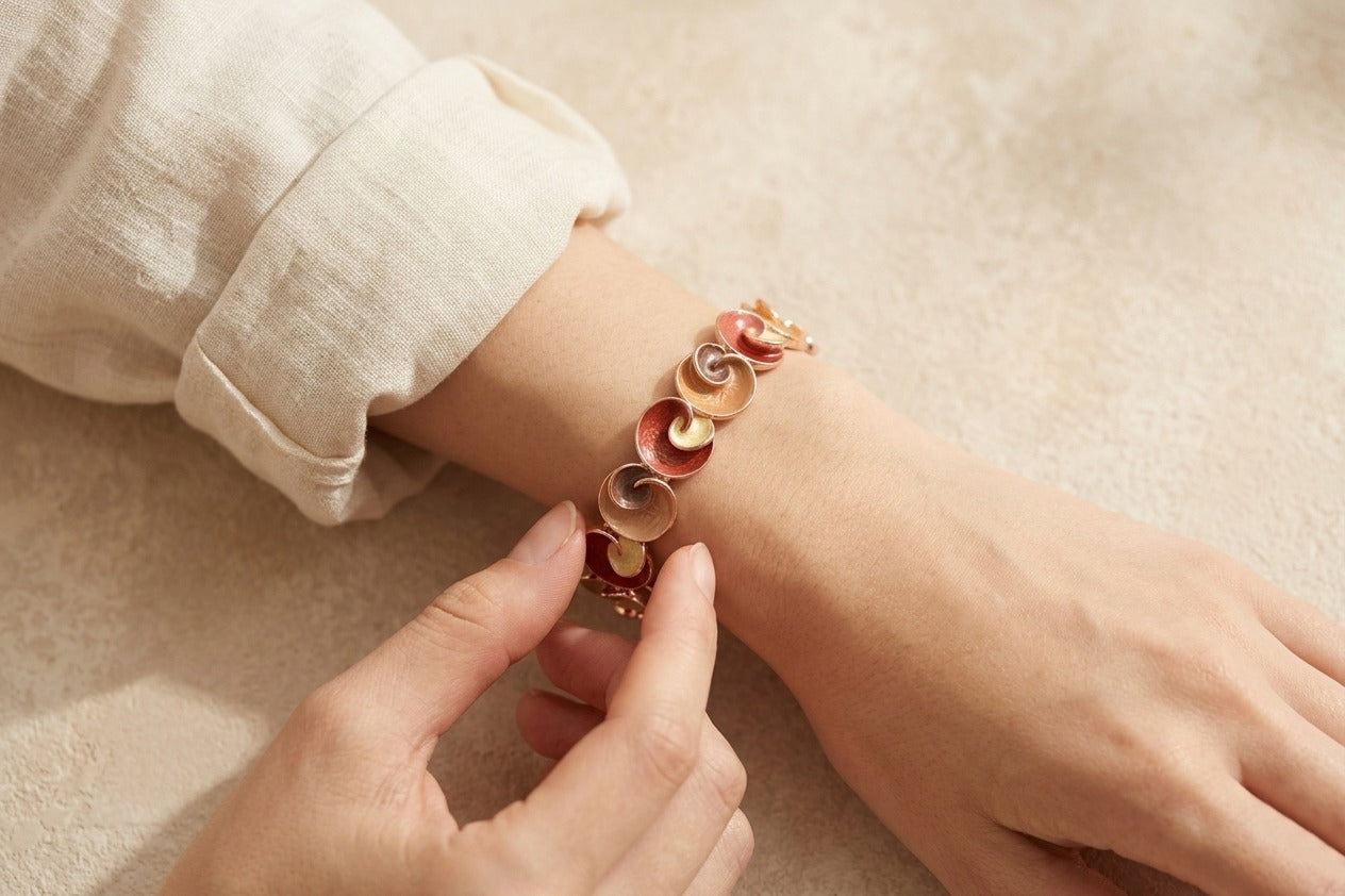 BR 3 Aurora Swirl Bracelet